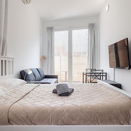Camp Nou & Fira Business Lofts Aparthotel L'Hospitalet de Llobregat Exterior photo